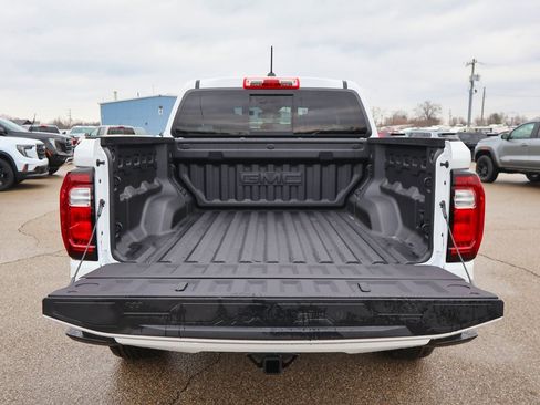 New 2026 GMC Canyon Elevation w/ Convenience Package image 5