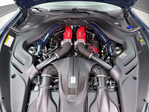 Used 2021 Ferrari Roma RWD image 20