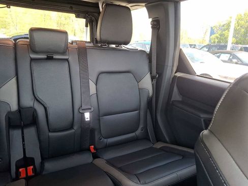 New 2026 Ford Bronco Outer Banks image 19