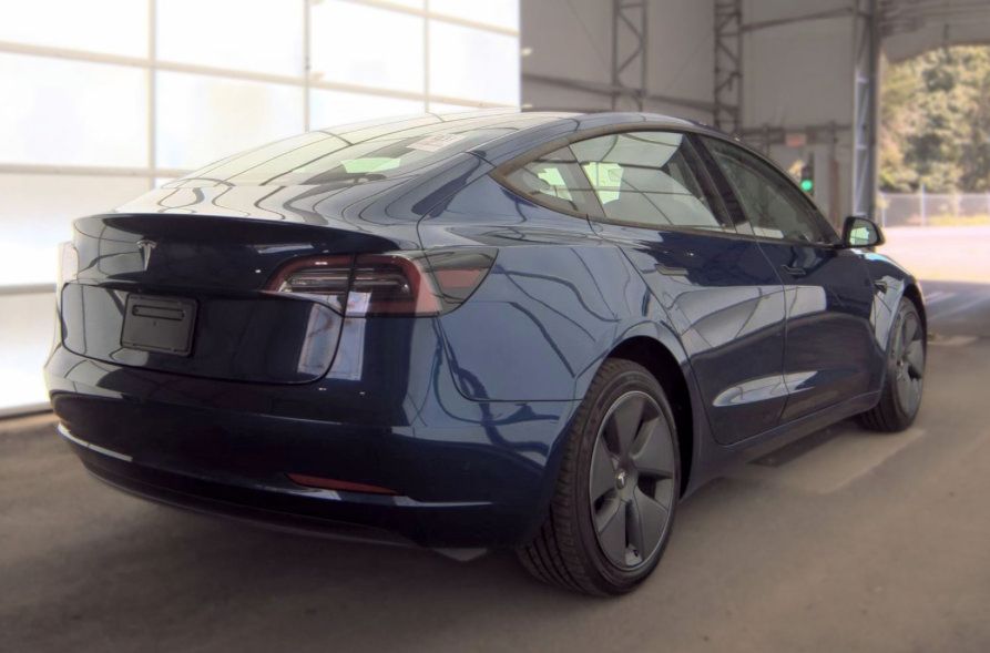 Used 2023 Tesla Model 3 Standard Range RWD image 6