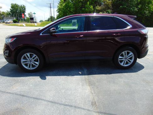 Used 2018 Ford Edge SEL w/ Equipment Group 201A AWD/4WD image 5