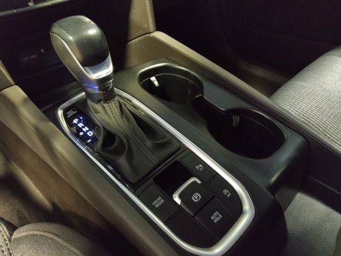 Used 2020 Hyundai Santa Fe SEL w/ Convenience Package FWD image 26