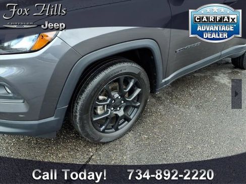 Used 2022 Jeep Compass Altitude w/ Convenience Group image 5
