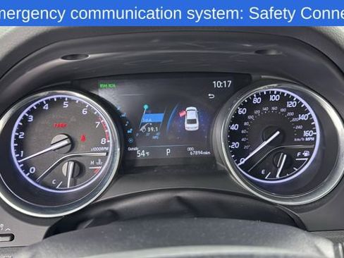 Used 2019 Toyota Camry L image 18