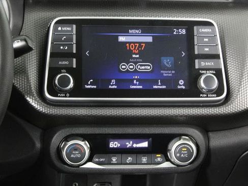Certified 2020 Nissan Kicks SV FWD image 9
