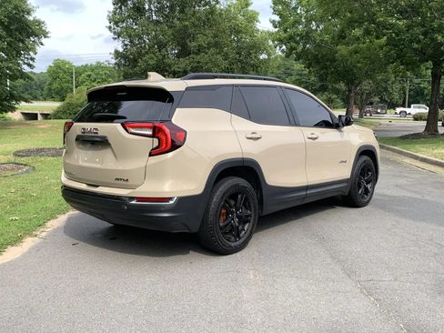 Used 2022 GMC Terrain AT4 AWD/4WD image 7