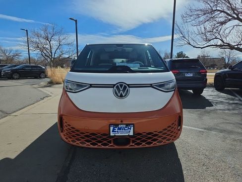 New 2025 Volkswagen ID. Buzz Pro S Plus image 11