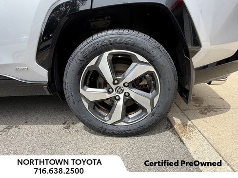 Used 2023 Toyota RAV4 SE w/ Weather & Moonroof Package AWD/4WD image 7