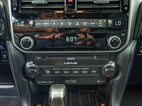 Certified 2023 Lexus GX 460 Premium w/ Premium Plus Package AWD/4WD image 28
