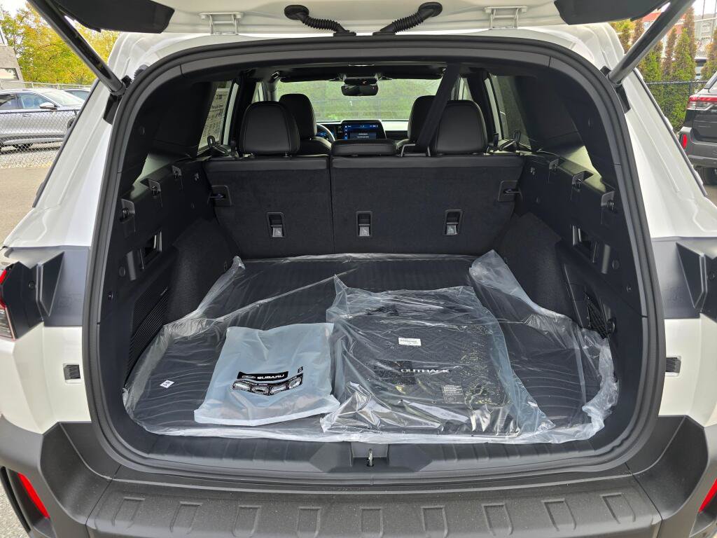 New 2026 Subaru Outback Limited AWD/4WD image 16