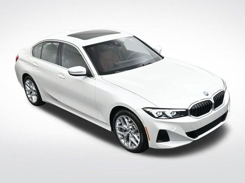 New 2026 BMW 330i xDrive Sedan w/ Premium Package image 18