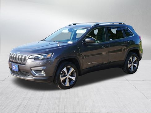 Used 2020 Jeep Cherokee Limited w/ Trailer Tow Group image 3