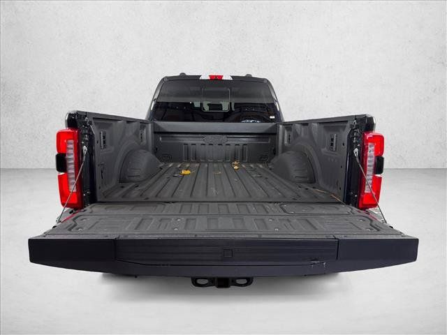 Used 2025 Ford F250 Lariat w/ Lariat Ultimate Package AWD/4WD image 20
