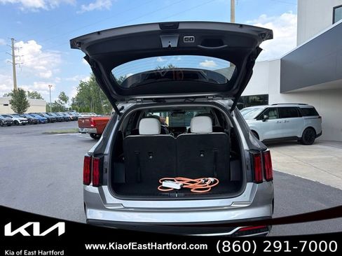 Used 2023 Kia Sorento SX Prestige AWD/4WD image 15