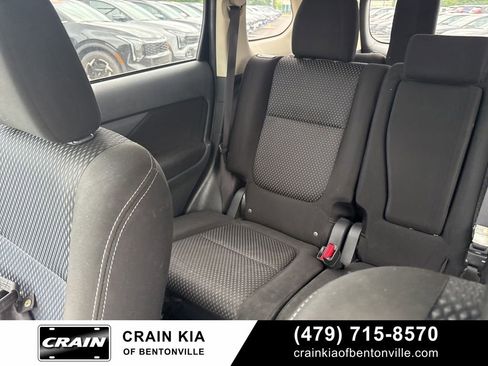 Used 2018 Mitsubishi Outlander ES AWD/4WD image 16