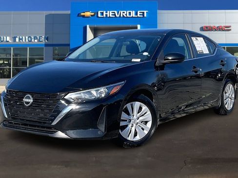 Used 2024 Nissan Sentra S image 3