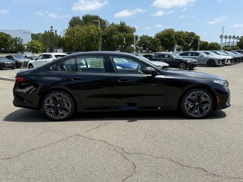 New 2026 BMW 530i w/ M Sport Package RWD image 7