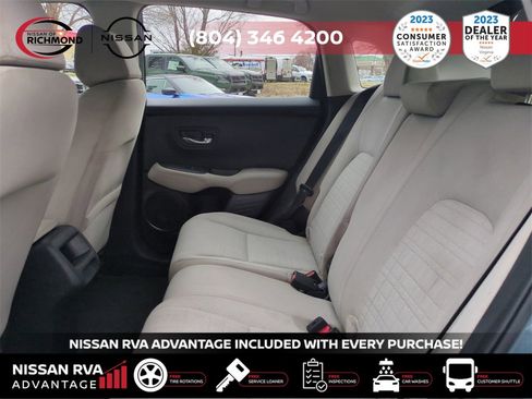 Used 2025 Honda HR-V LX image 15