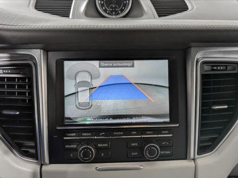 Used 2016 Porsche Macan S w/ Premium Package Plus image 31