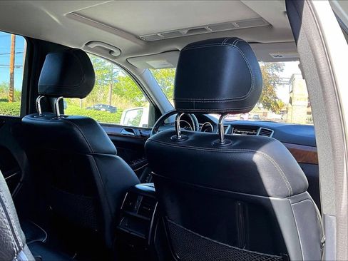 Used 2013 Mercedes-Benz GL 450 4MATIC image 15