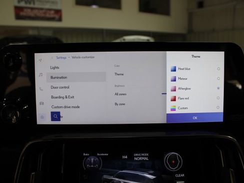 Used 2024 Lexus LX 600 4WD w/ Appearance Package image 32