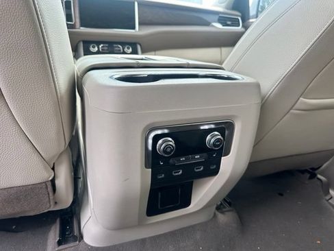 Used 2023 GMC Yukon Denali w/ Denali Reserve Package AWD/4WD image 45