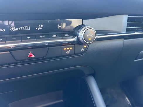 Used 2025 MAZDA MAZDA3 s image 21