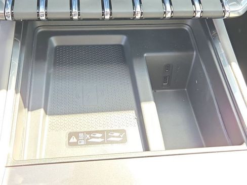 New 2026 GMC Acadia Elevation FWD image 32