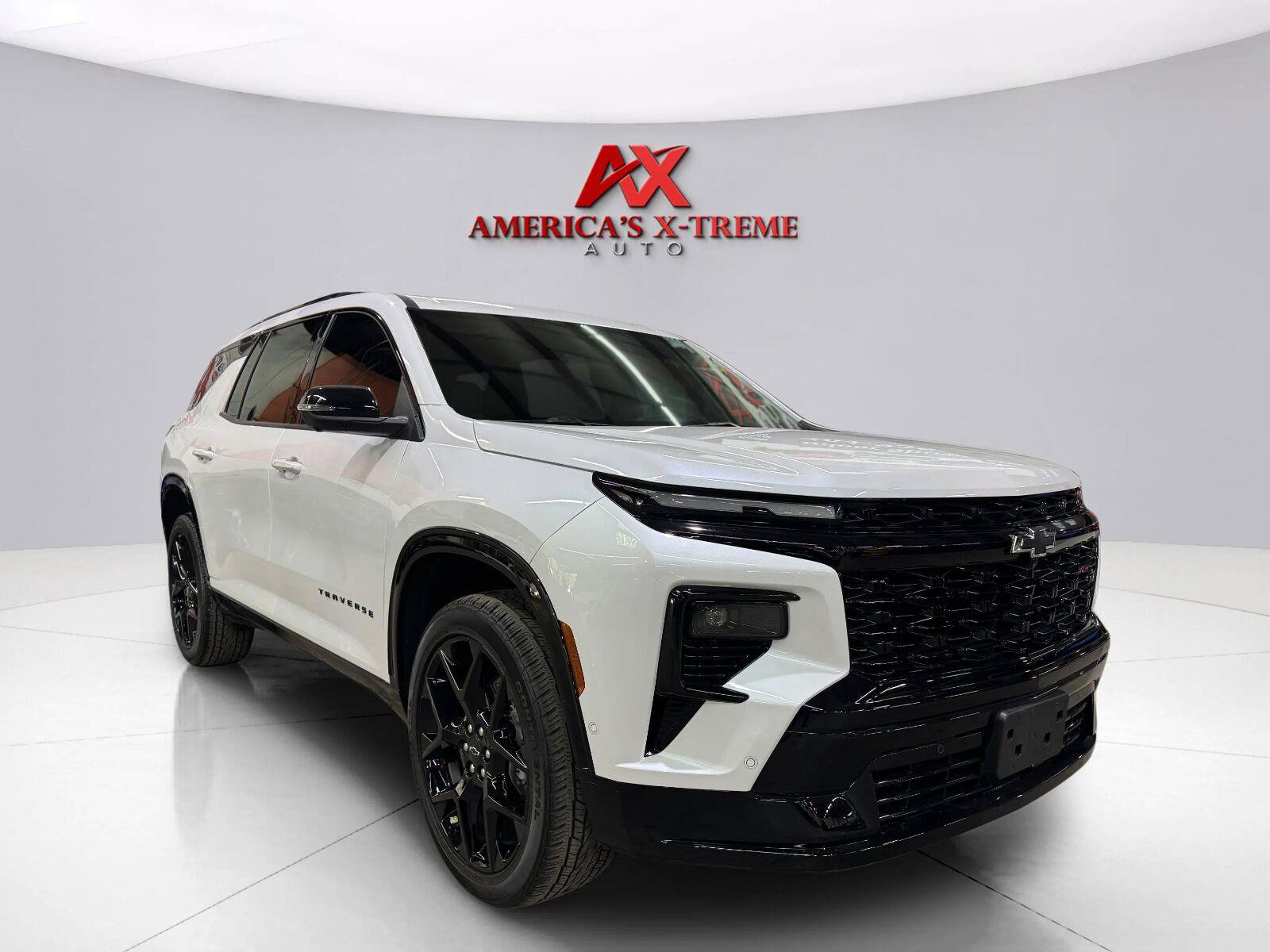 Used 2024 Chevrolet Traverse RS AWD/4WD image 9
