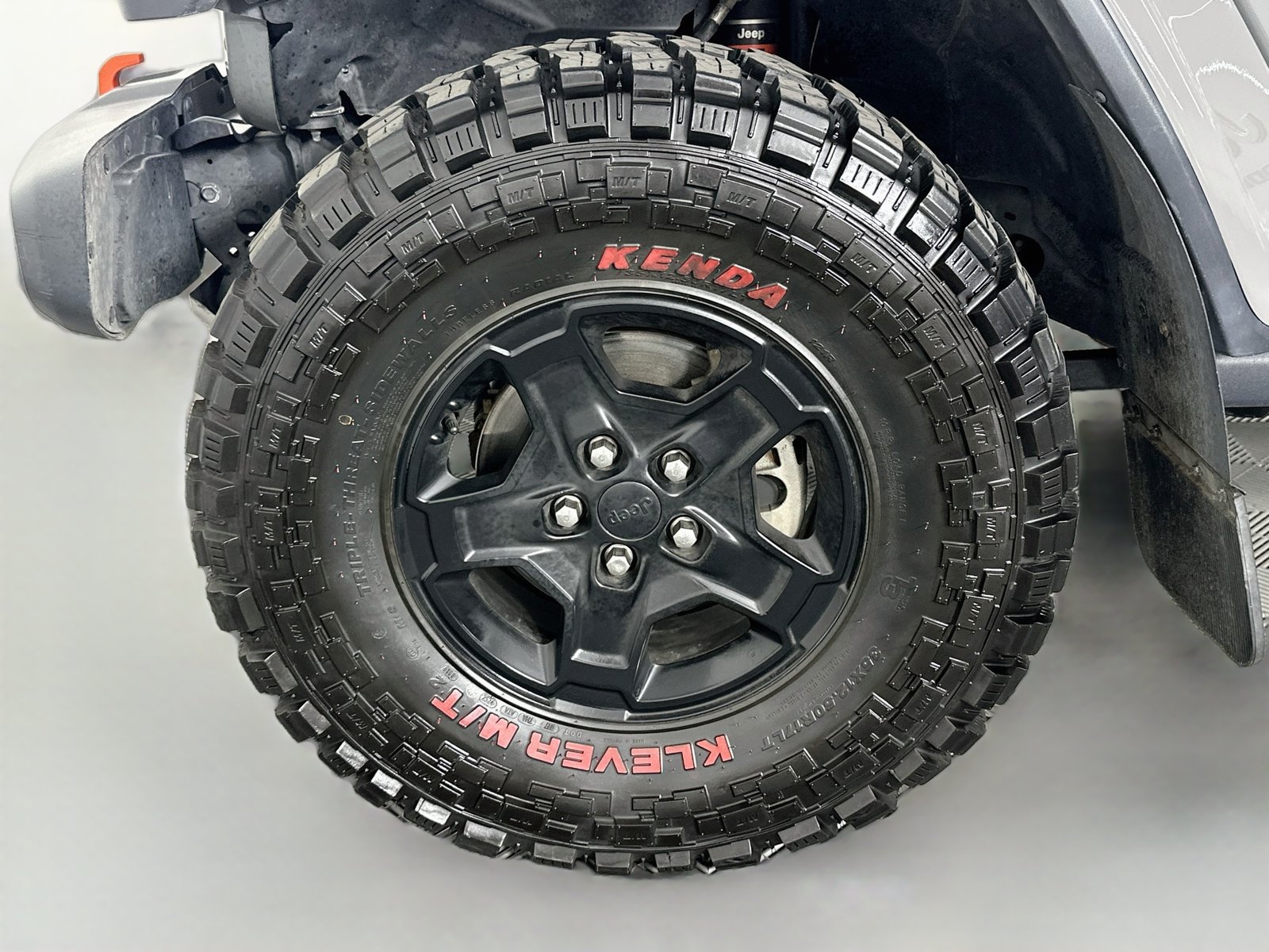 Used 2021 Jeep Gladiator Mojave w/ Uconnect 4C Nav & Sound Group AWD/4WD image 32