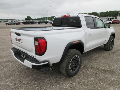 New 2026 GMC Canyon AT4 w/ Technology Plus Package AWD/4WD image 5