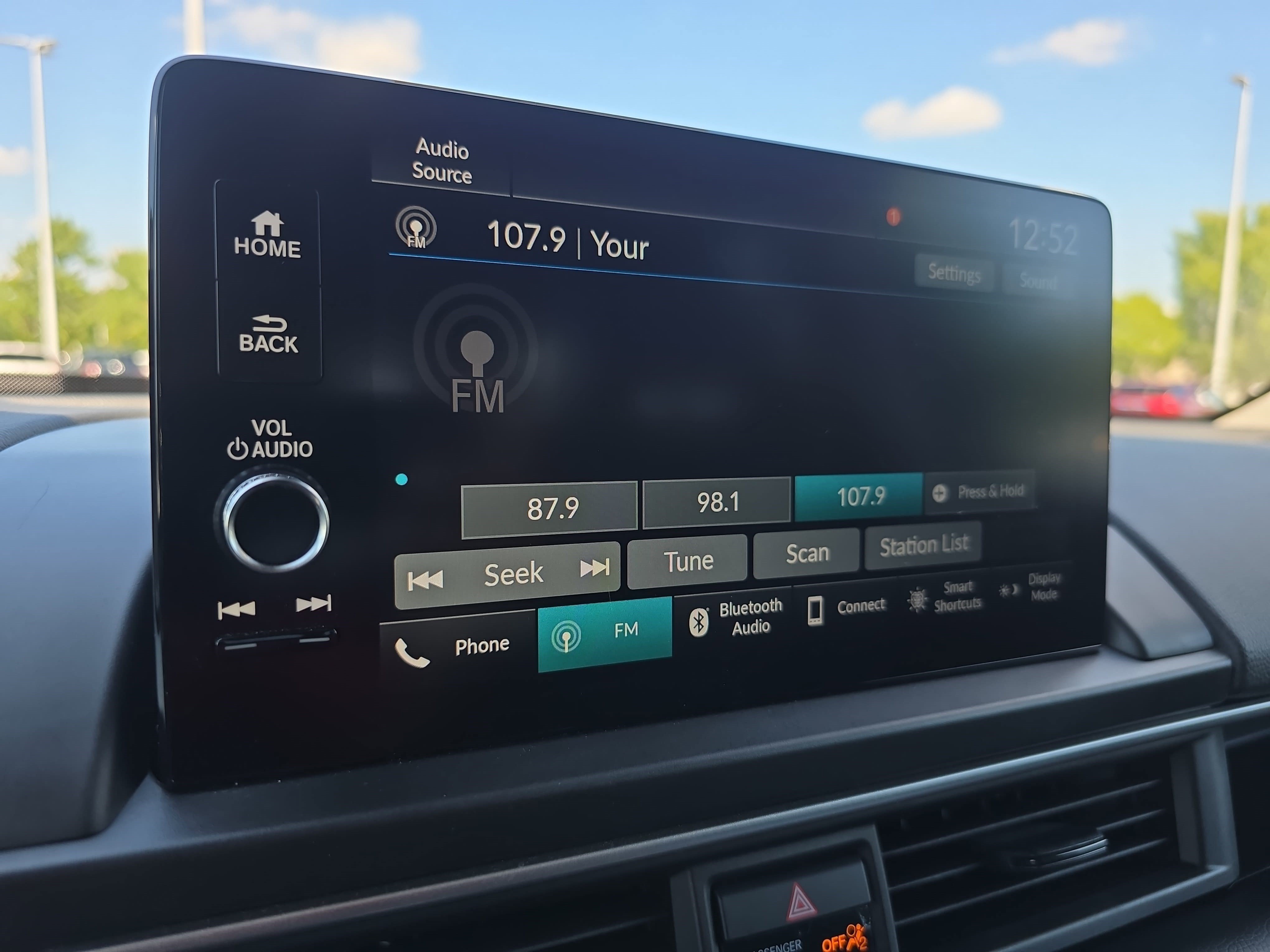 Certified 2025 Honda Pilot EX-L image 23
