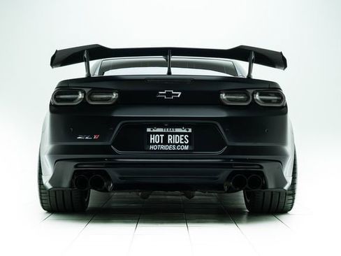 Used 2019 Chevrolet Camaro ZL1 image 16