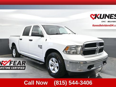 Used 2022 RAM 1500 Classic SLT AWD/4WD image 1