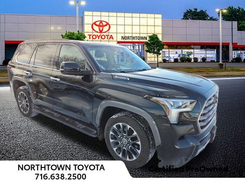 Used 2023 Toyota Sequoia Limited image 1