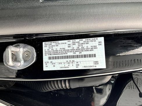 Used 2025 Ford Escape ST-Line Select AWD/4WD image 36