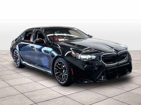 Used 2025 BMW M5 AWD/4WD image 2