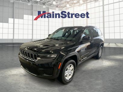 Used 2025 Jeep Grand Cherokee Laredo