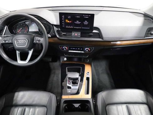 Used 2023 Audi Q5 2.0T Premium w/ Convenience Package image 24