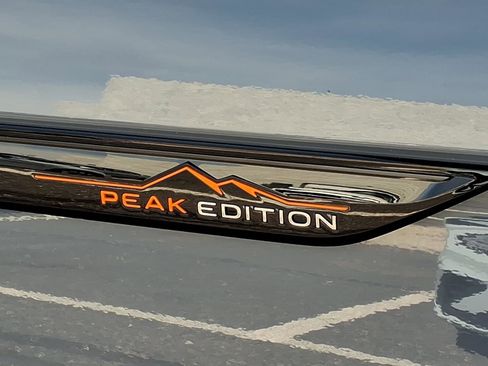 New 2026 Volkswagen Atlas Peak Edition image 10