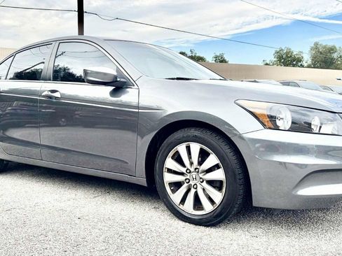 Used 2012 Honda Accord EX image 3