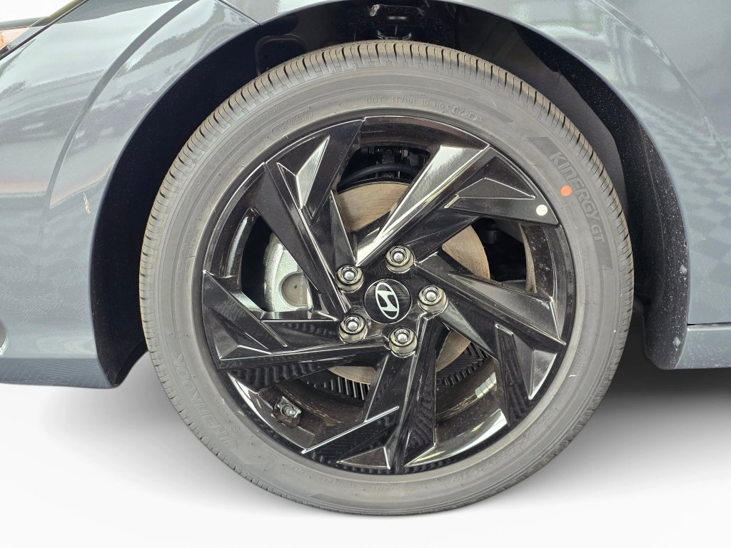 New 2026 Hyundai Elantra Sport FWD image 11