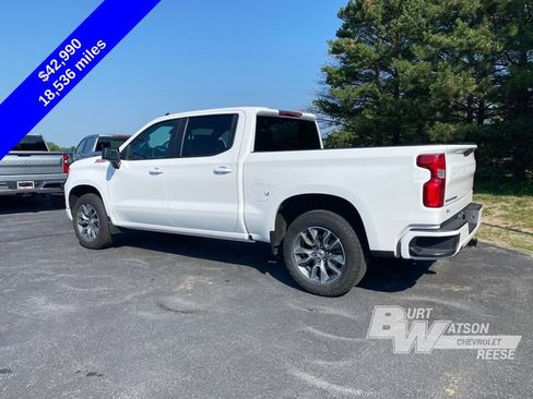 Used 2023 Chevrolet Silverado 1500 RST AWD/4WD image 6