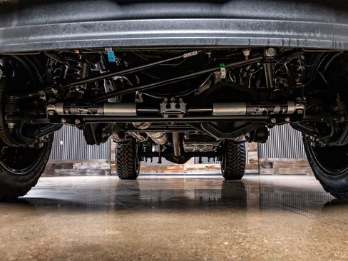 Used 2024 Ford F350 Platinum w/ FX4 Off-Road Package image 15