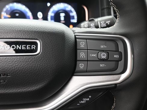 New 2026 Jeep Grand Wagoneer 4WD image 2