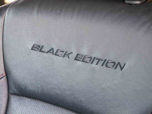 Used 2022 Honda Pilot Black Edition image 23