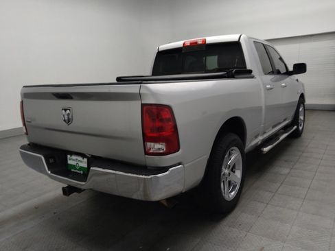 Used 2017 RAM 1500 Classic SLT image 9