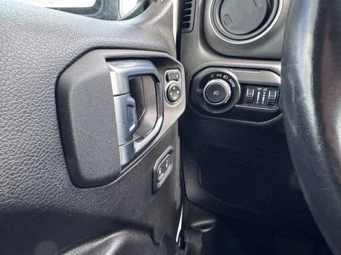 Used 2021 Jeep Wrangler Unlimited Sport image 13