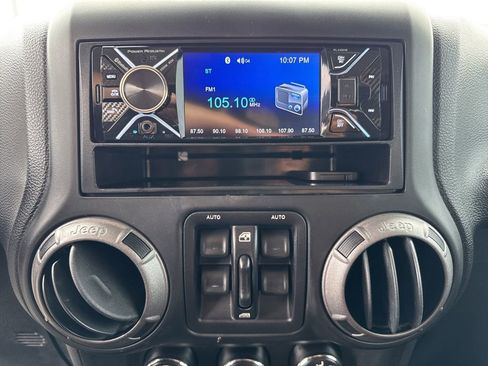 Used 2014 Jeep Wrangler Unlimited Sport w/ Quick Order Package 24S image 29