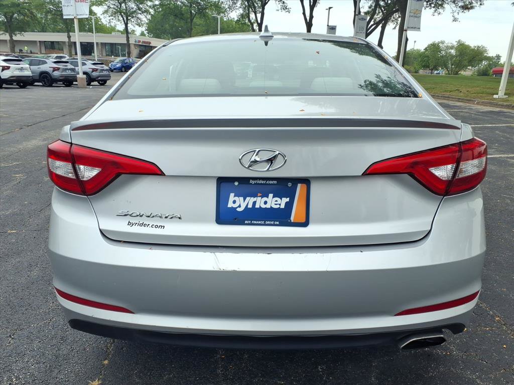 Used 2015 Hyundai Sonata SE FWD image 6